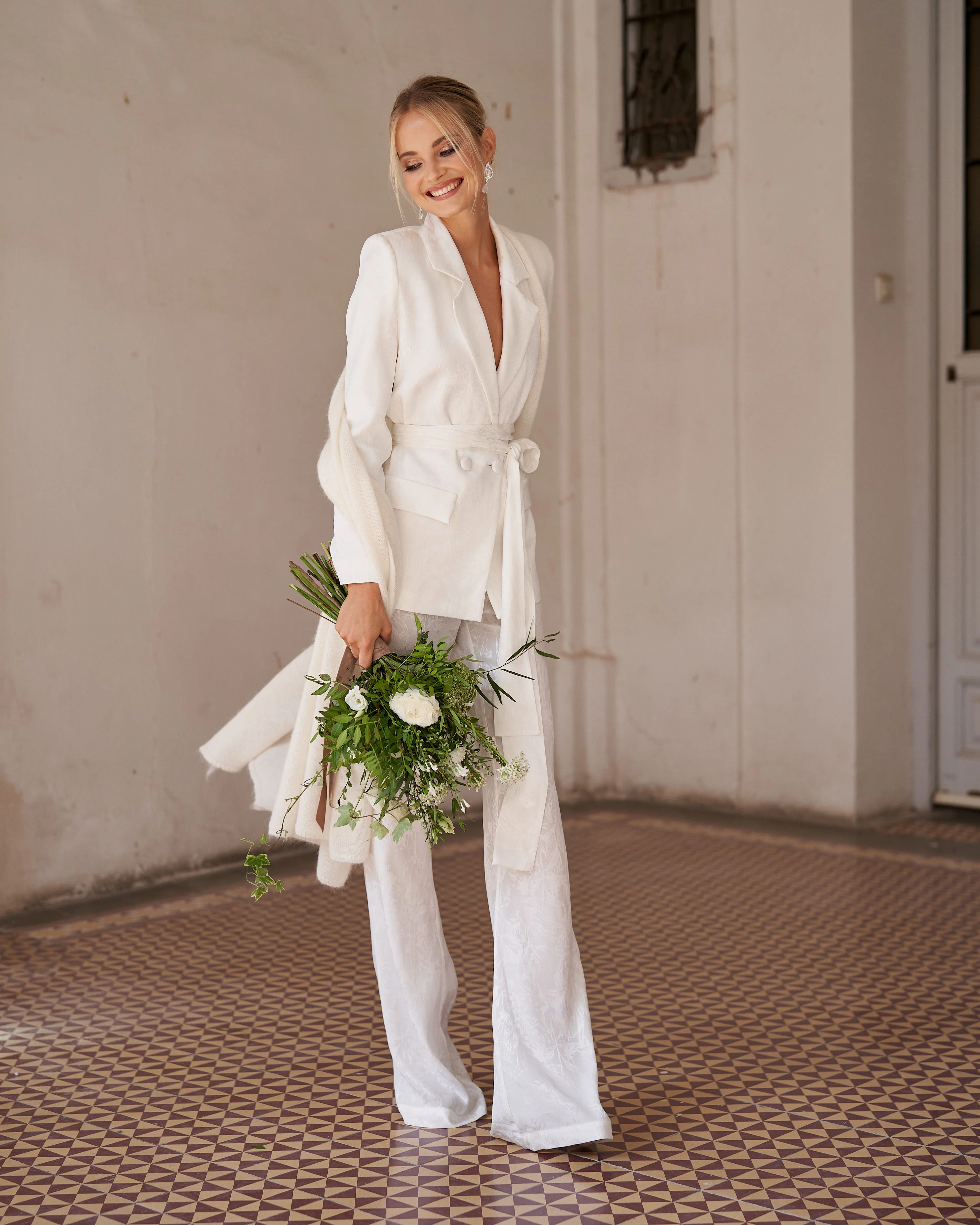 Pantalón Flare Chelsea Blanco - Image 5