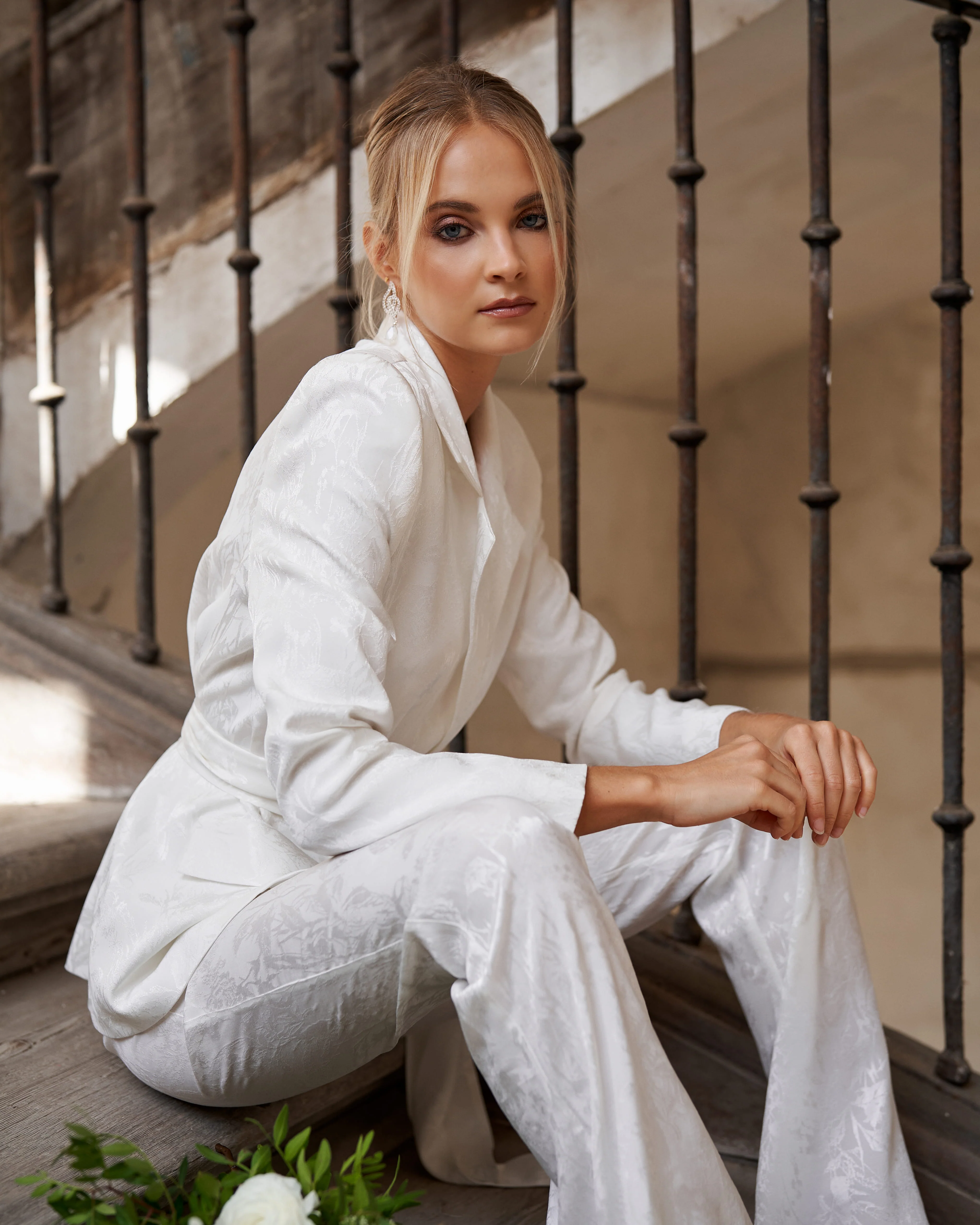 Pantalón Flare Chelsea Blanco - Image 6