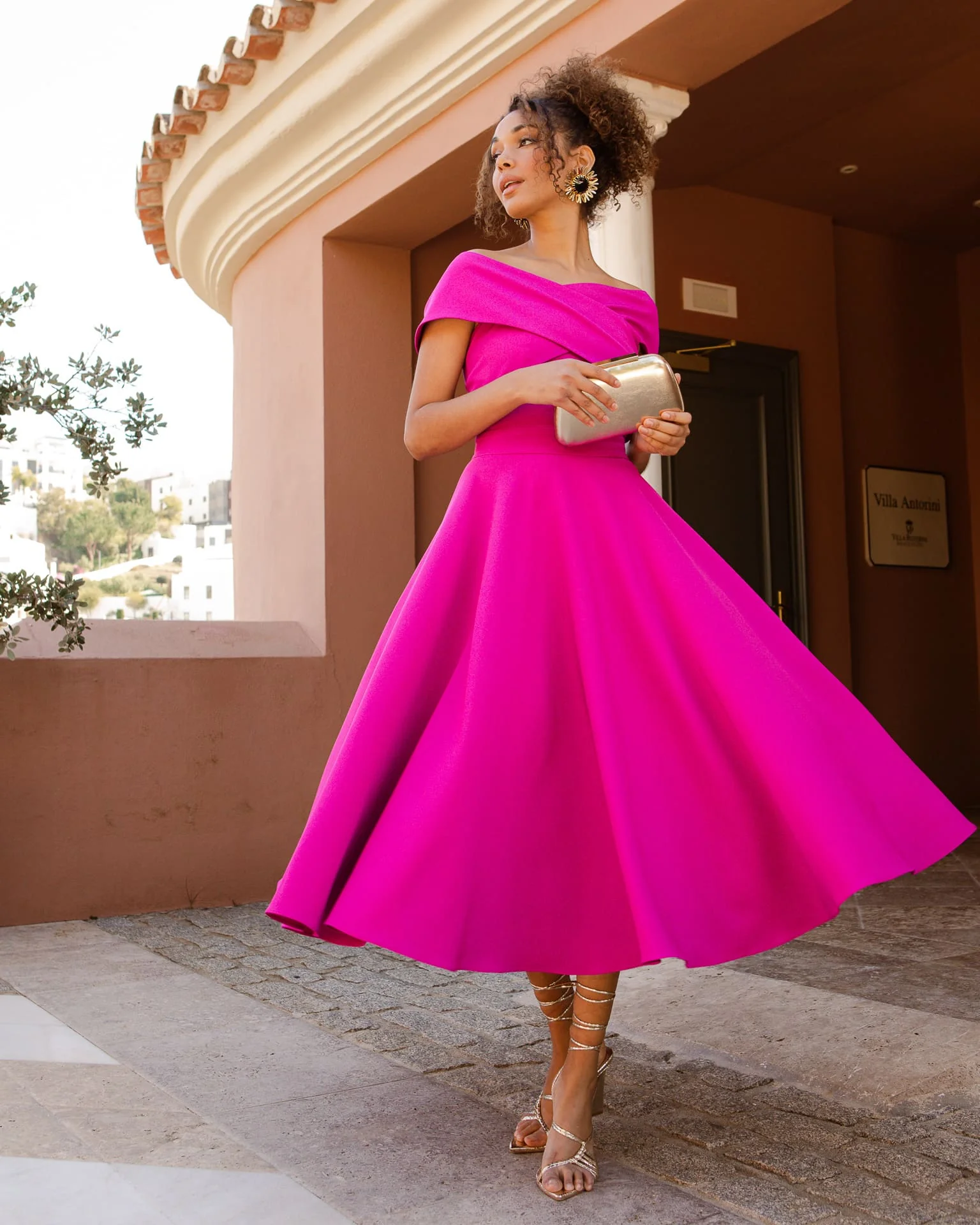 Vestido Musca Magenta - Image 3